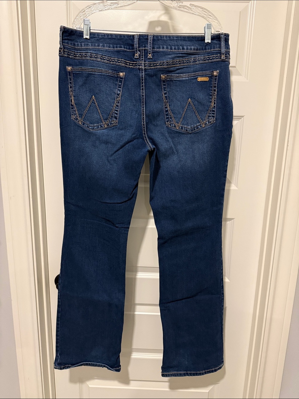 Women’s Dark Blue Boot-Leg Jeans